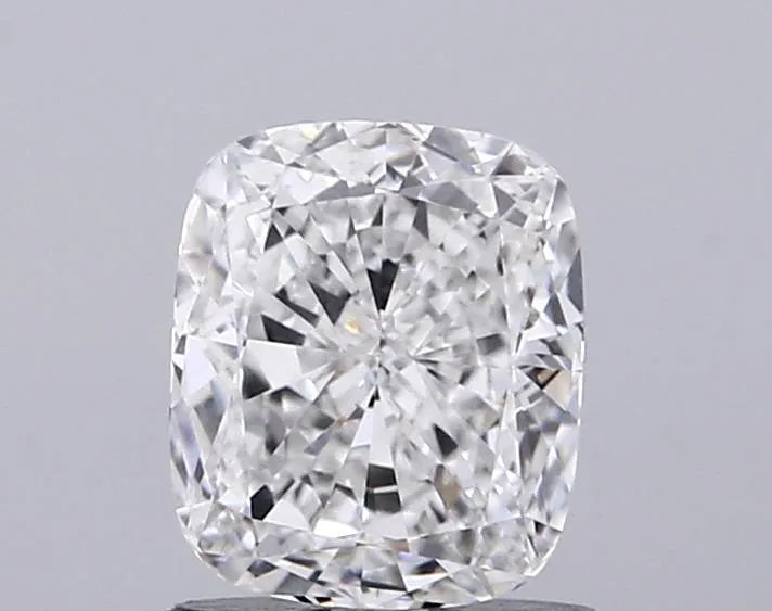 1.51ct Cushion modified Lab Grown Diamond (Colour E, Clarity VVS2, IGI Certified)
