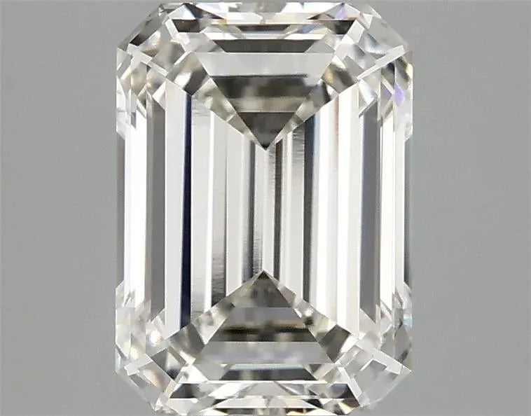 2.53ct Emerald Lab Grown Diamond (Colour G, Clarity VVS2, IGI Certified)