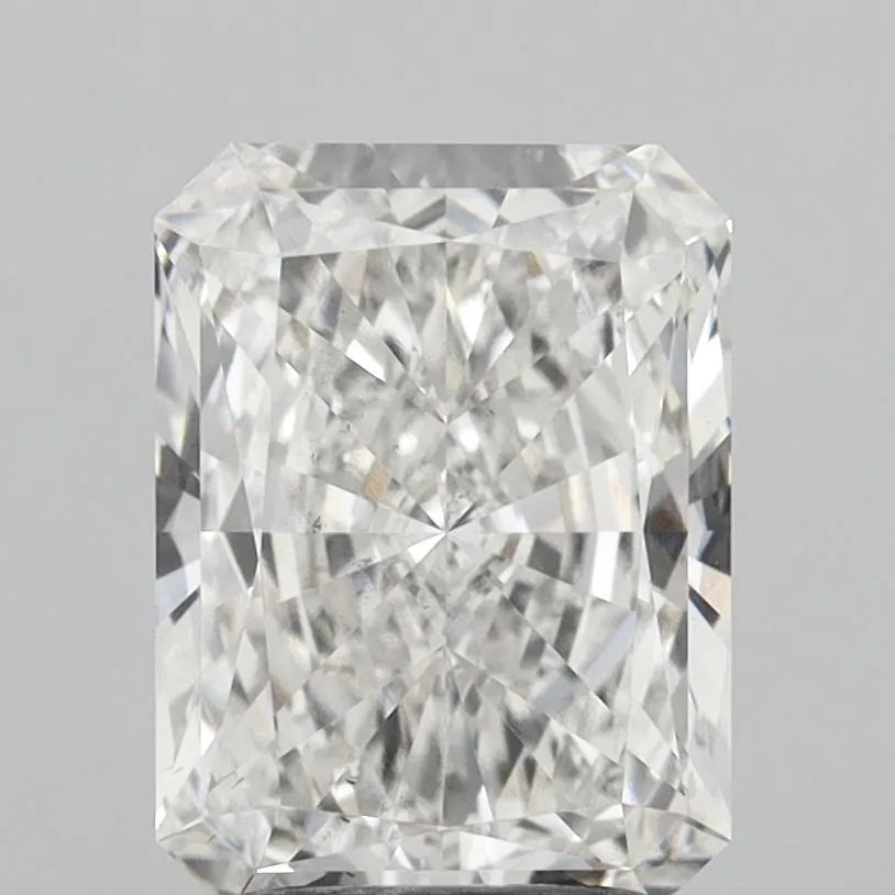 2.66ct Radiant Lab Grown Diamond (Colour G, Clarity VS2, IGI Certified)