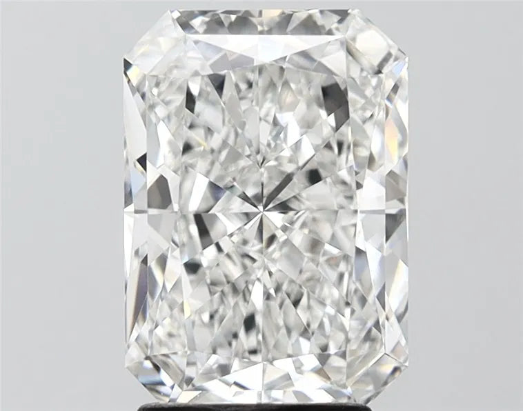 2.96ct Radiant Lab Grown Diamond (Colour E, Clarity VS1, IGI Certified)