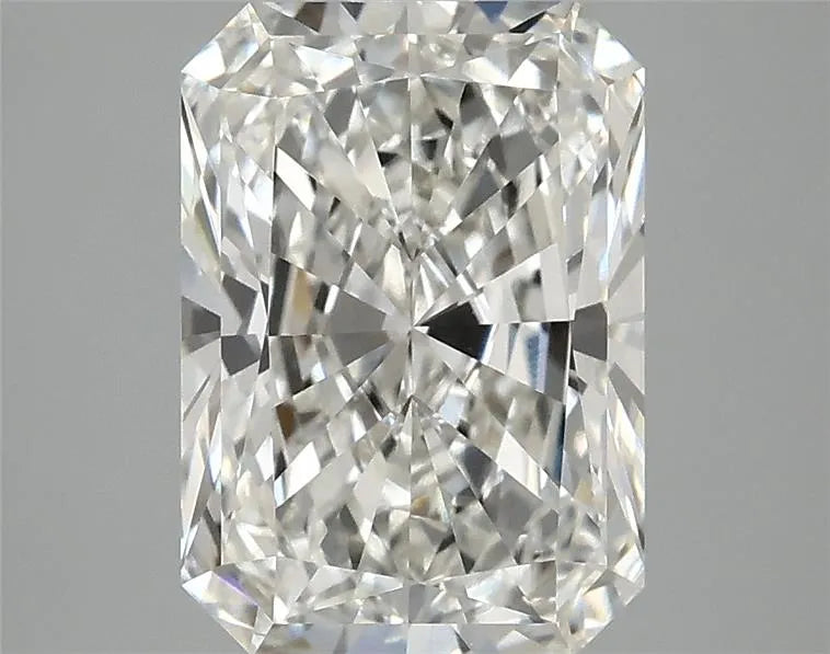 2.99ct Radiant Lab Grown Diamond (Colour G, Clarity VVS2, IGI Certified)