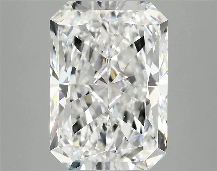4.50ct Radiant Lab Grown Diamond (Colour D, Clarity VS1, IGI Certified)