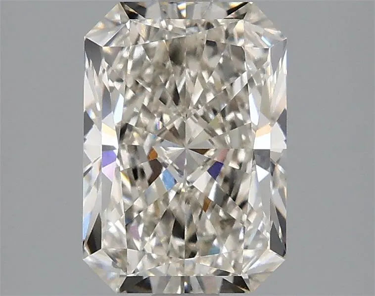 1.97ct Radiant Lab Grown Diamond (Colour H, Clarity VVS2, IGI Certified)