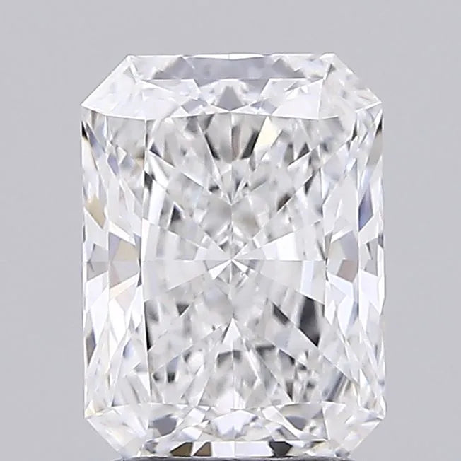 2.03ct Radiant Lab Grown Diamond (Colour E, Clarity VVS2, IGI Certified)