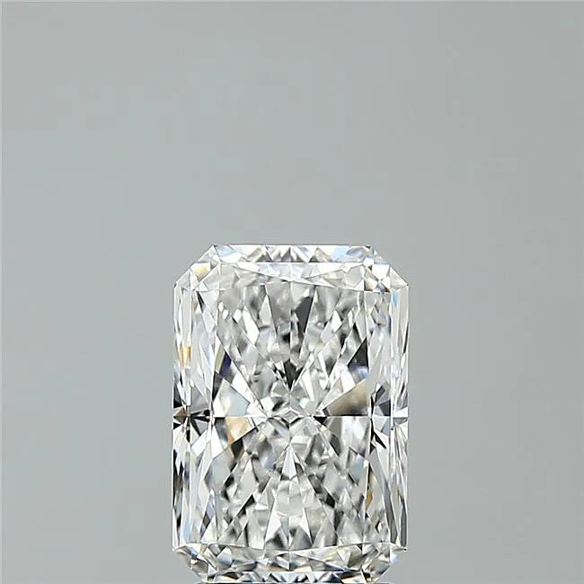 2.50ct Radiant Lab Grown Diamond (Colour E, Clarity VVS1, IGI Certified)