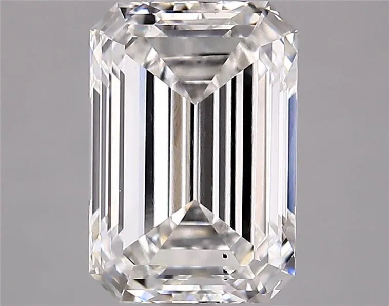 2.85ct Emerald Lab Grown Diamond (Colour F, Clarity VS2, IGI Certified)
