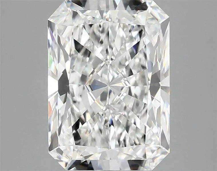 2.94ct Radiant Lab Grown Diamond (Colour E, Clarity VVS2, IGI Certified)