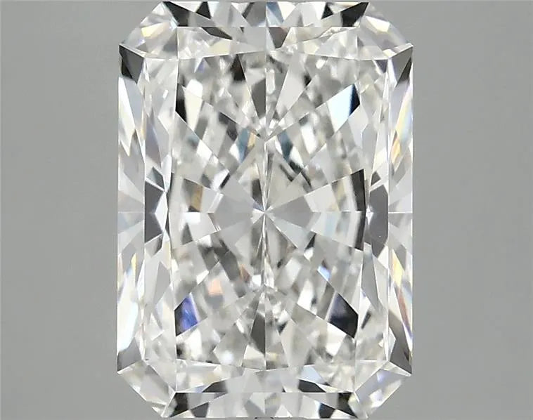 3.04ct Radiant Lab Grown Diamond (Colour F, Clarity VVS1, IGI Certified)