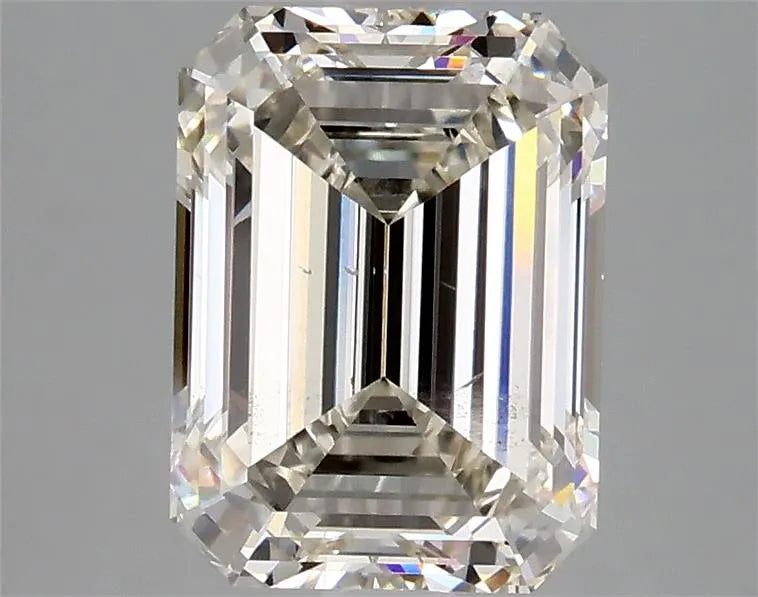 3.06ct Emerald Lab Grown Diamond (Colour I, Clarity VS2, IGI Certified)