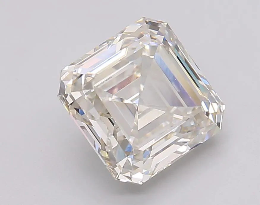 3.10ct Square emerald Lab Grown Diamond (Colour H, Clarity VS1, IGI Certified)