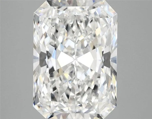 4.20ct Radiant Lab Grown Diamond (Colour D, Clarity VVS2, IGI Certified)