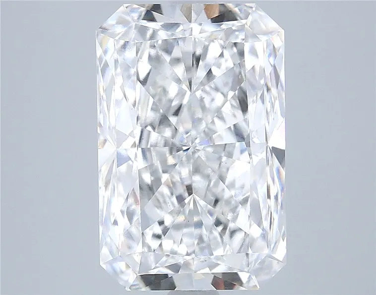4.50ct Radiant Lab Grown Diamond (Colour D, Clarity VS1, IGI Certified)