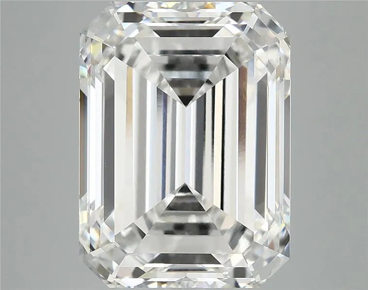 7.65ct Emerald Lab Grown Diamond (Colour F, Clarity VVS2, IGI Certified)