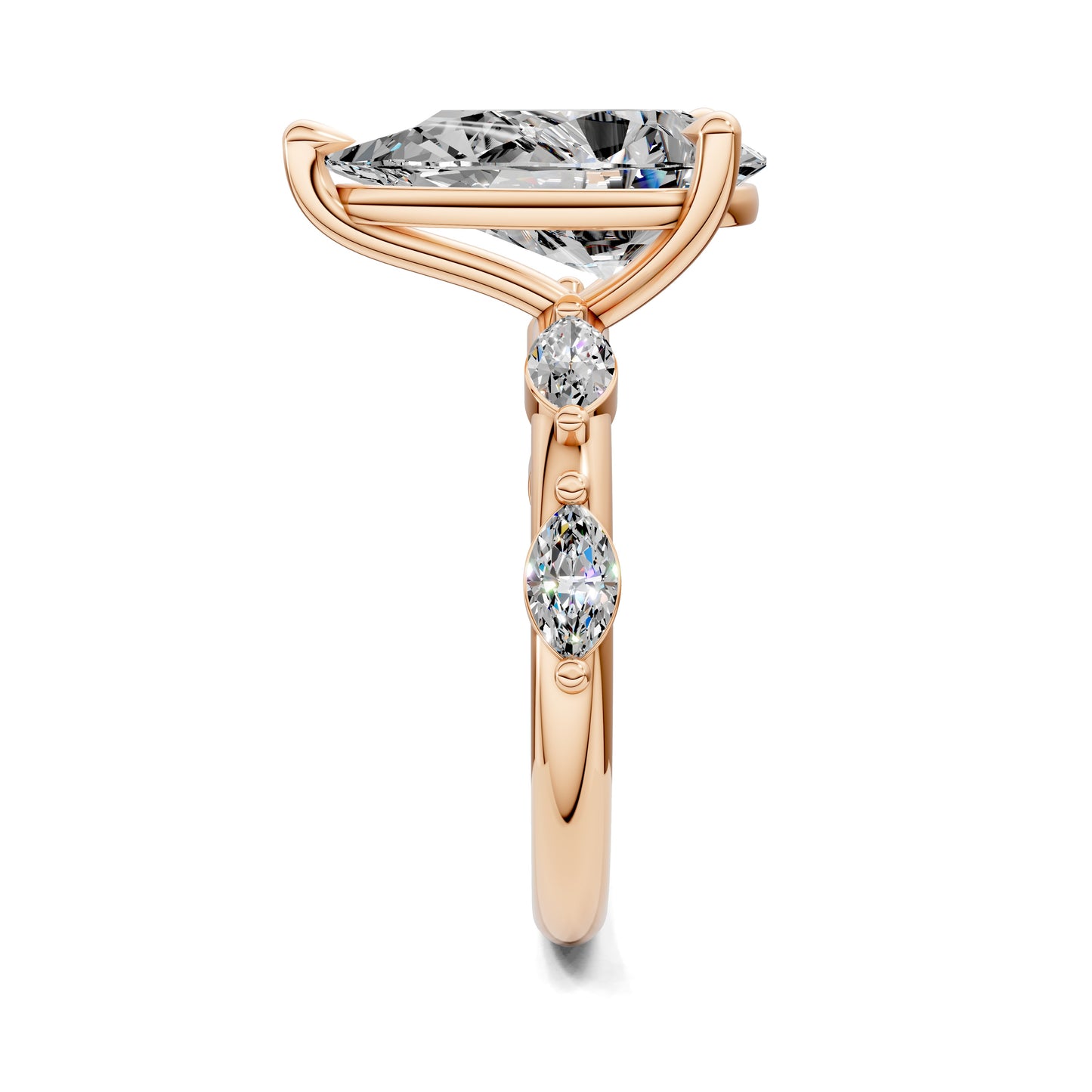 ELARA PEAR ACCENT DIAMOND RING