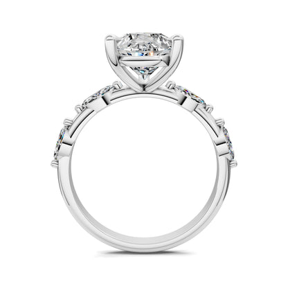ELARA PEAR ACCENT DIAMOND RING