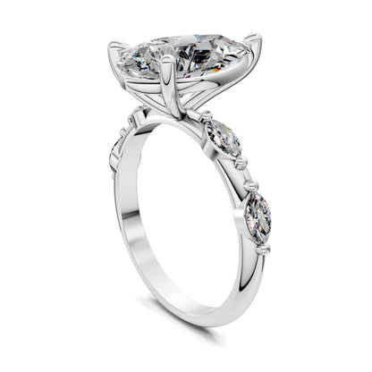 ELARA PEAR ACCENT DIAMOND RING