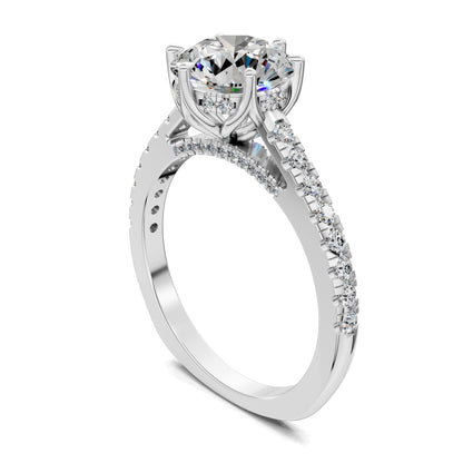 AUREA ROUND PAVÉ HALO RING