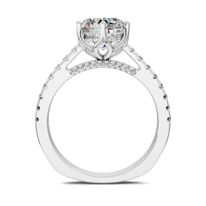 AUREA ROUND PAVÉ HALO RING