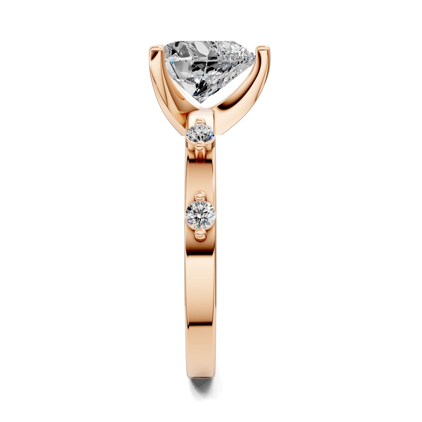AMOUR HEART ACCENT DIAMOND RING